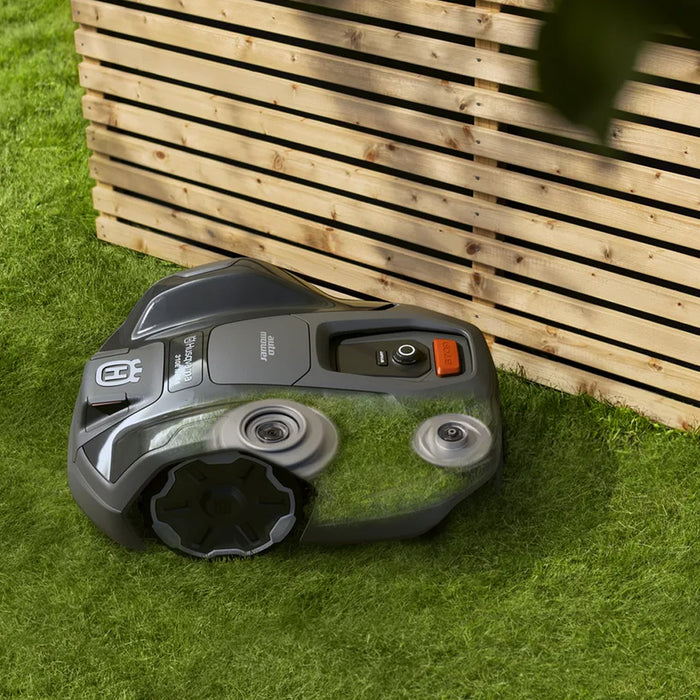 Husqvarna Automower® 305E NERA