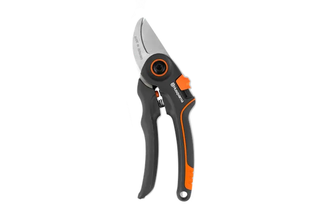 Front view of a Gardena pruning shear with ergonomic handle.